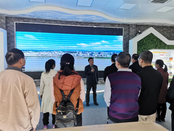 云浮市文廣旅體局開(kāi)展“學(xué)習(xí)紅色經(jīng)典 傳承紅色基因”主題黨日活動(dòng)
