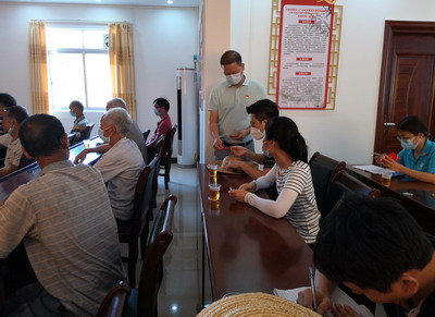 5-2 送學習資料.jpg