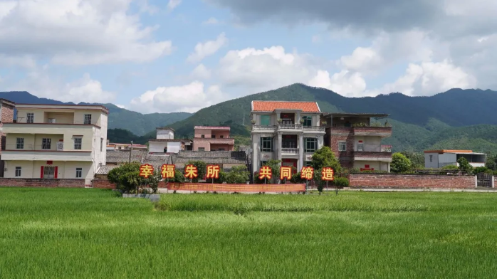 特色文旅品牌產(chǎn)品⑤ | 新興縣天堂旅游風(fēng)情小鎮(zhèn)