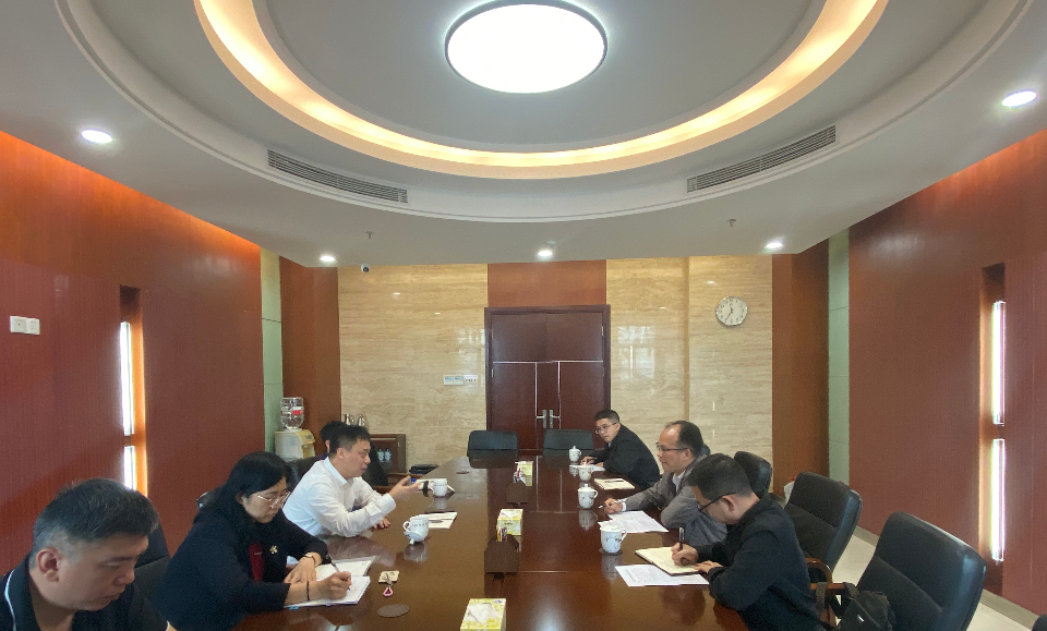 赴省審計(jì)廳電子數(shù)據(jù)處交流學(xué)習(xí)圖片.jpg